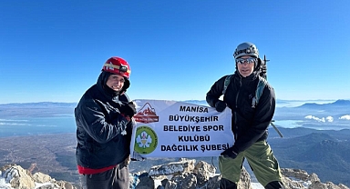 Yeşil Beyazlı Dağcılardan Yeni Yılın İlk Tırmanış