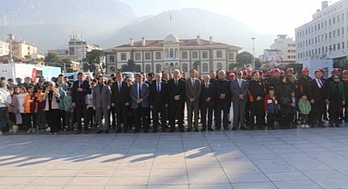 Asrın Felaketinde Vefat Edenler Saygıyla Anıldı
