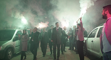 Ferdi Zeyrek Miting Havasında Karşılandı