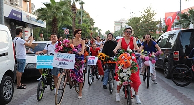 Turgutlu’da Dünya Otomobilsiz Kentler Günü’nde Bisiklet Turu Düzenlendi