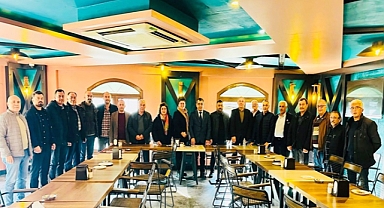 Tekin Çakmak, Merkez Mahalle Muhtarlarıyla Bir Araya Geldi