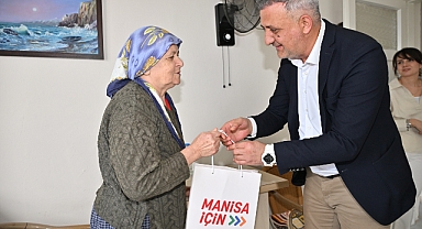 Huzurevi Sakinlerine Bayram Sürprizi