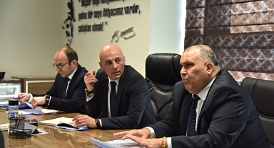 Maski, İş Sağlığı Ve Güvenliği İçin Toplandı